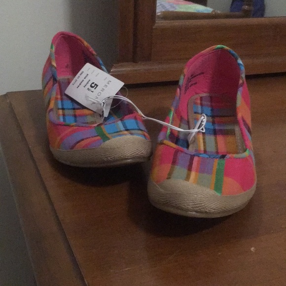 NWT✨ multicolored plaid wedge SZ 5.5 - Picture 7 of 8